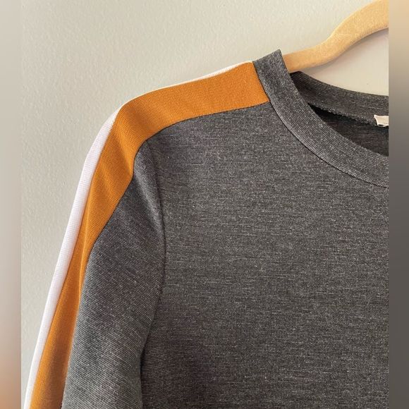 Zara Trafaluc - Picture 3 of 6